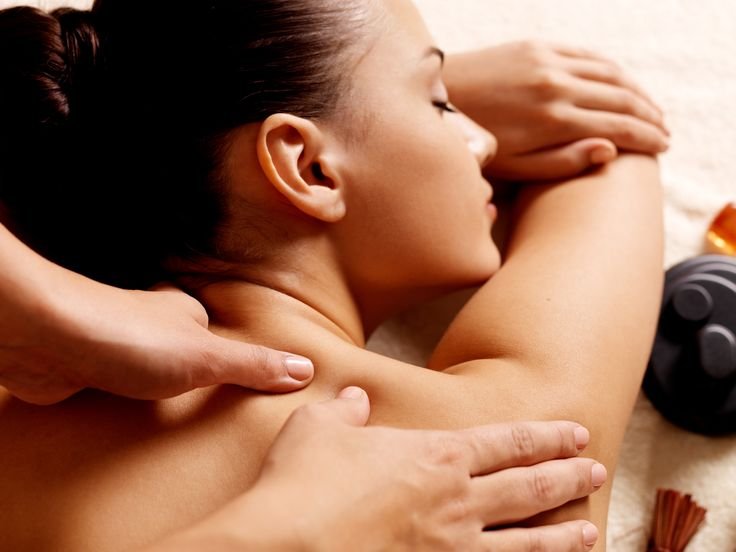 Head Massage in Raipur: The Ancient Indian Therapy That Modern Science Is Finally Catching Up With