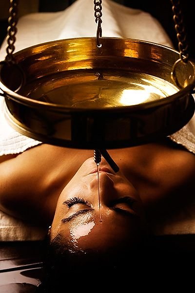 Swedish Massage in Raipur: Stress Aur Muscle Tension Se Chutkara Pao