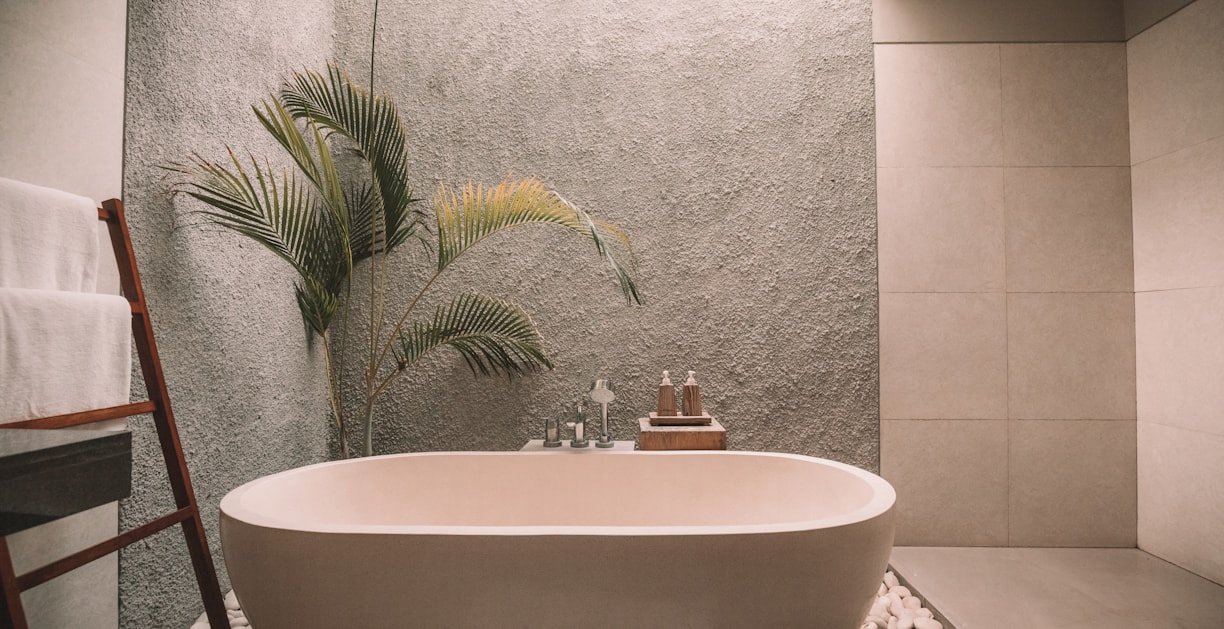 Back Massage in Naya Raipur at Raipur SPA