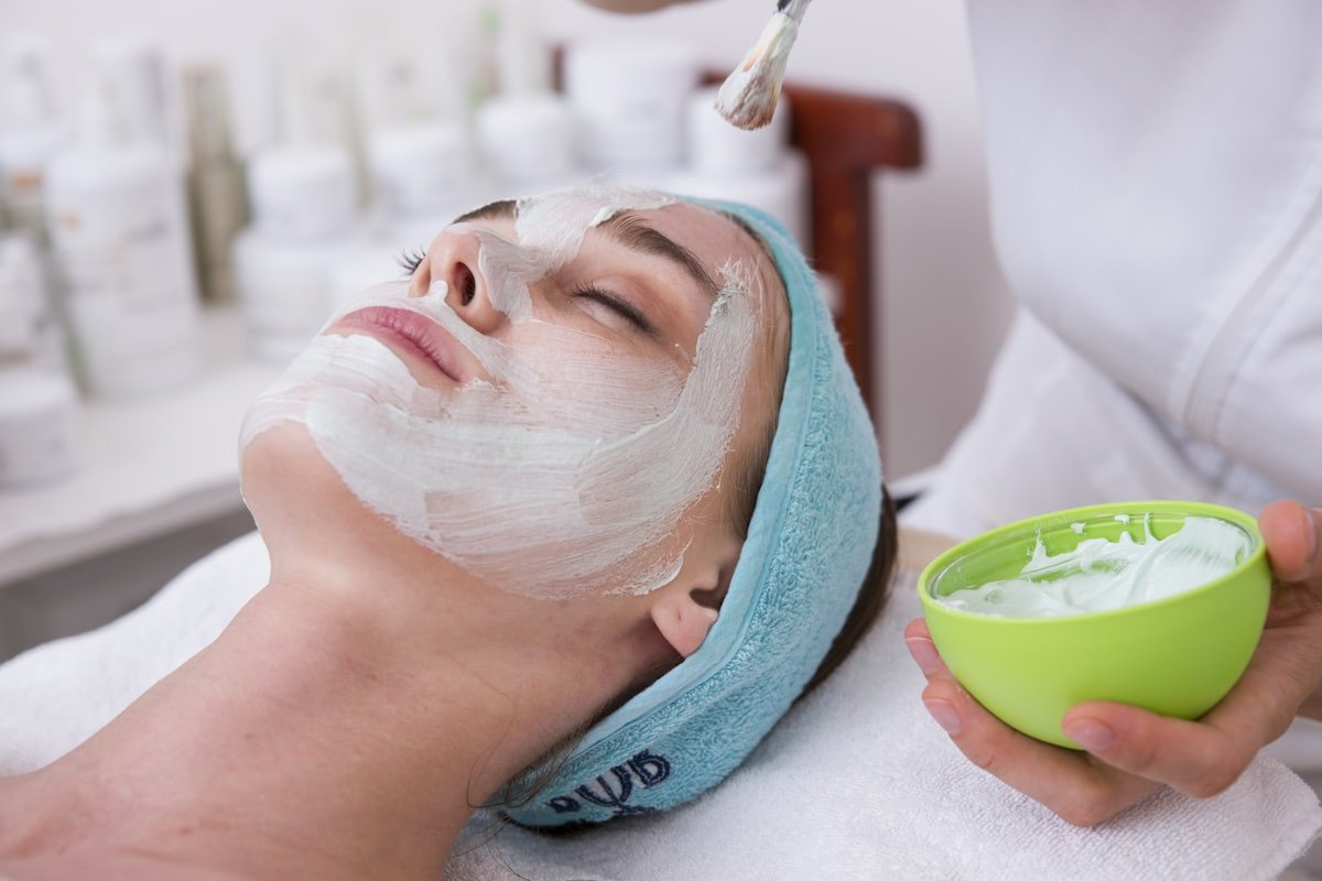 Gua Sha Facial Massage in Raipur: The Ancient Tool That Actually Works