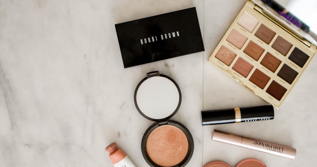 Hot Oil Massage in Raipur - Benefits for Back Pain, Dry Skin and Stress