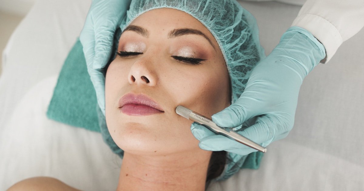 Massage and Gut Health: How Your Stomach Problems Connect to Your Spa Visit in Raipur