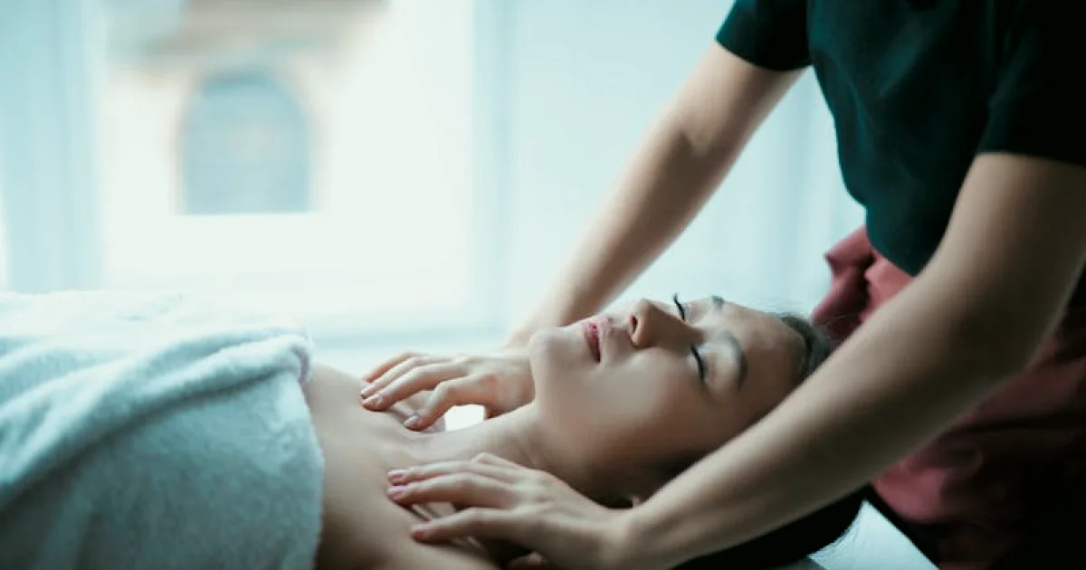 Skin Brightening Body Scrub at Raipur SPA: Glow Like Never Before